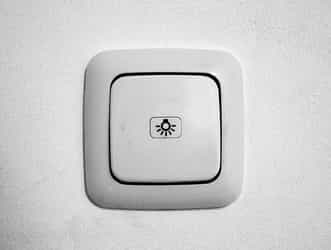 Top 10 Industries Using Electrical Switches: Technologies and Global Markets