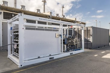 First ‘Reversible’ Clean Energy Fuel Cell Storage System Tested by Navy