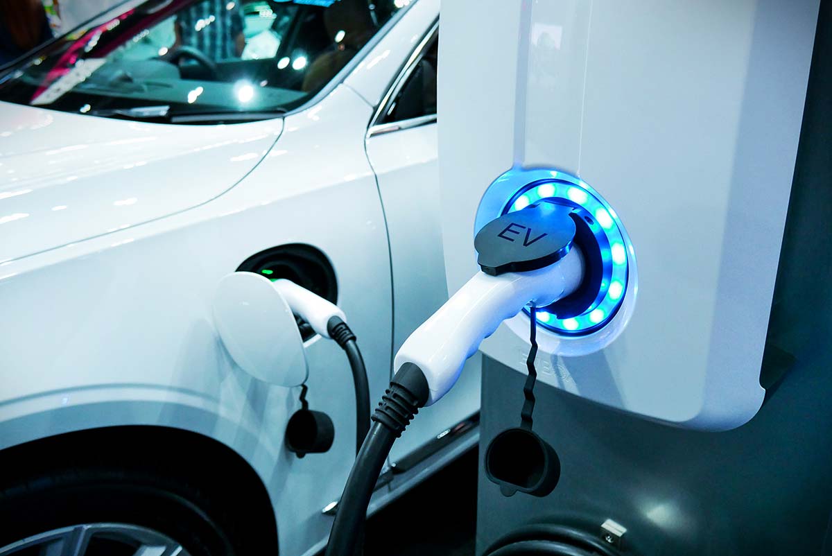 The Age of the Electric Vehicle is Upon Us (Again)