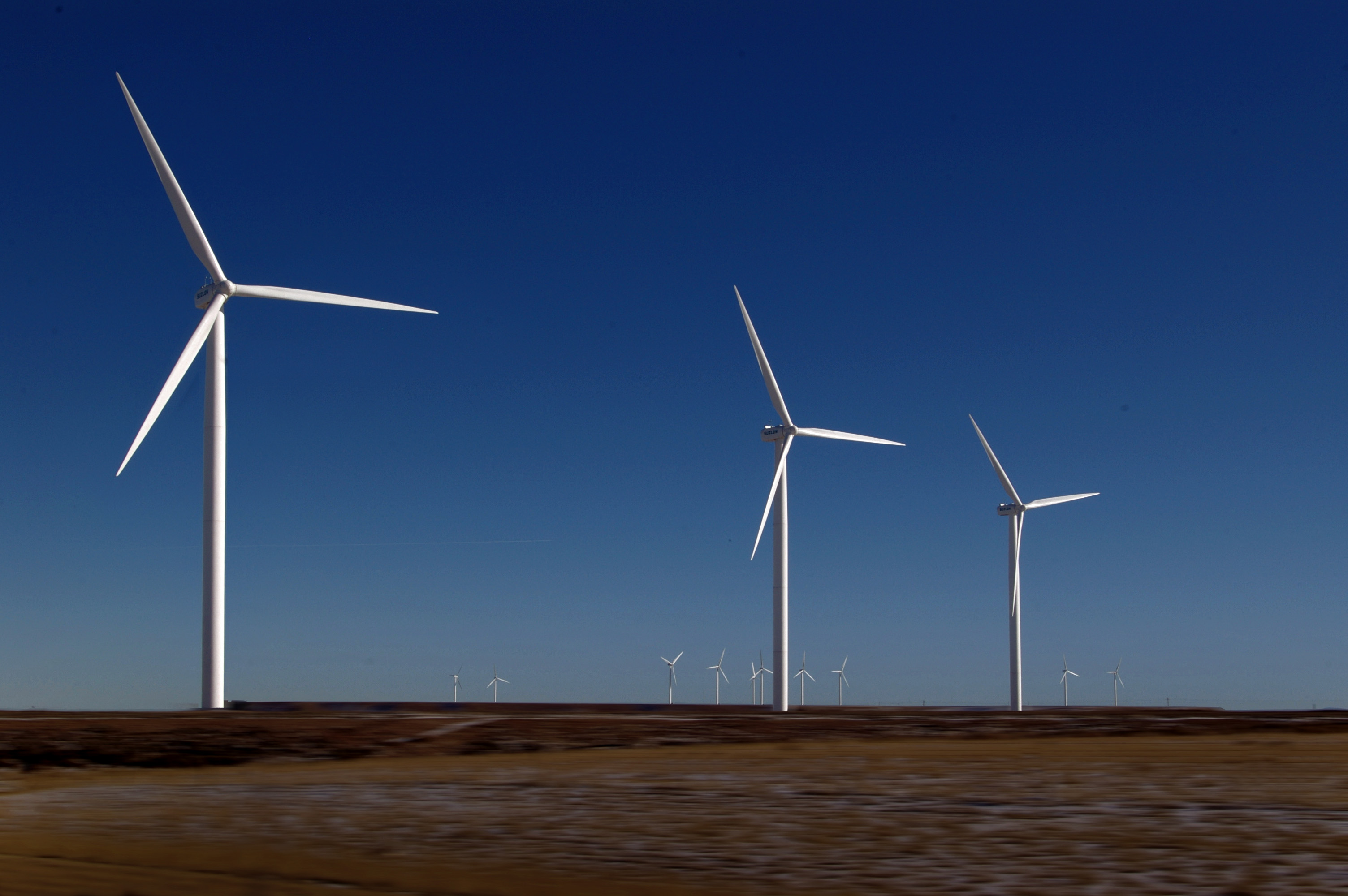 Clean Energy Demands Continue to Boost Global Wind Turbine Market