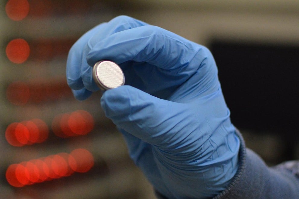 Global Battery Coating Market: Powering the Next Generation of Energy Storage